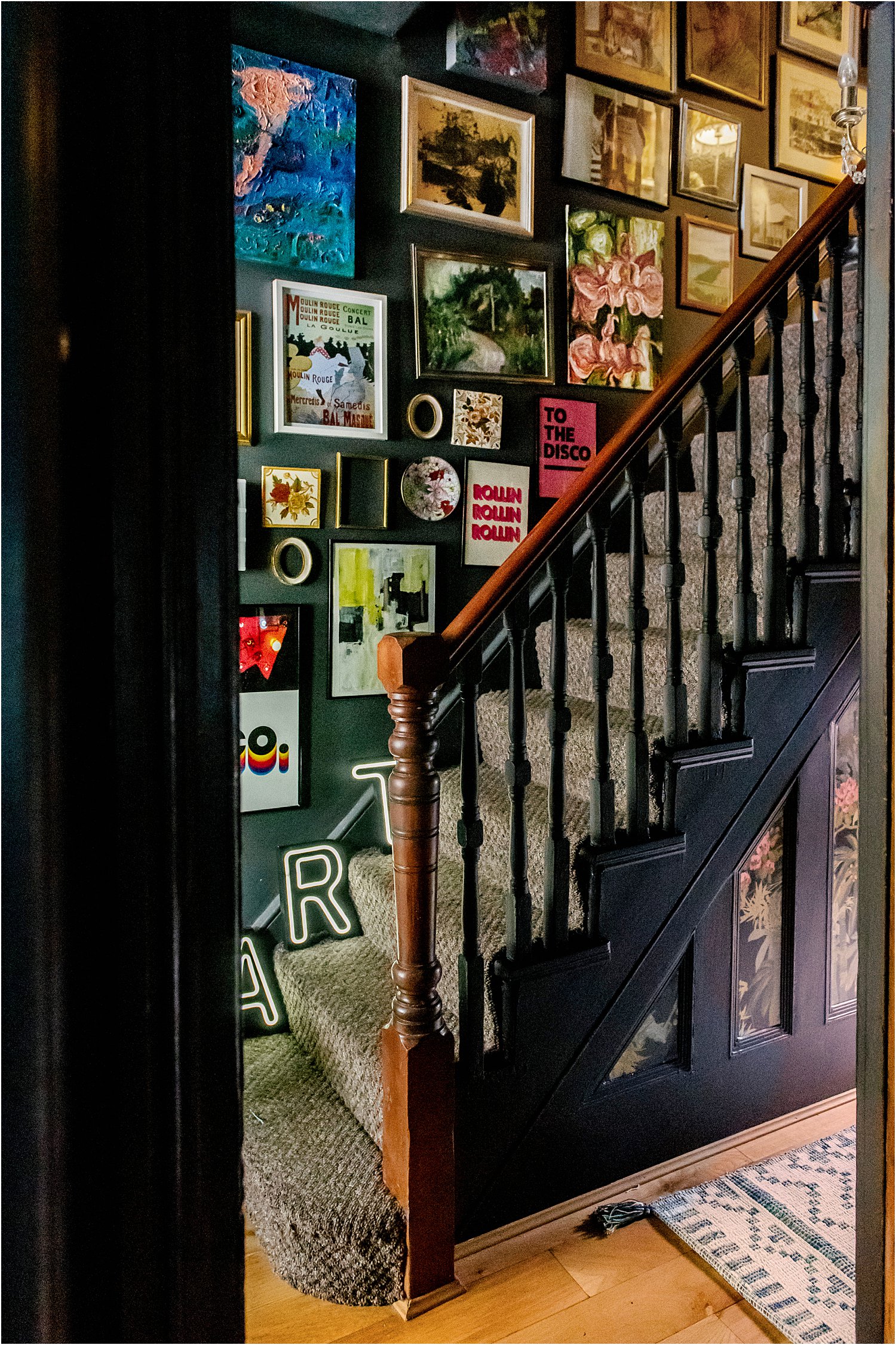 dark-blue-grey-pink-hallway-revamp-wallpaper-dado-rail-maximalist-eclectic