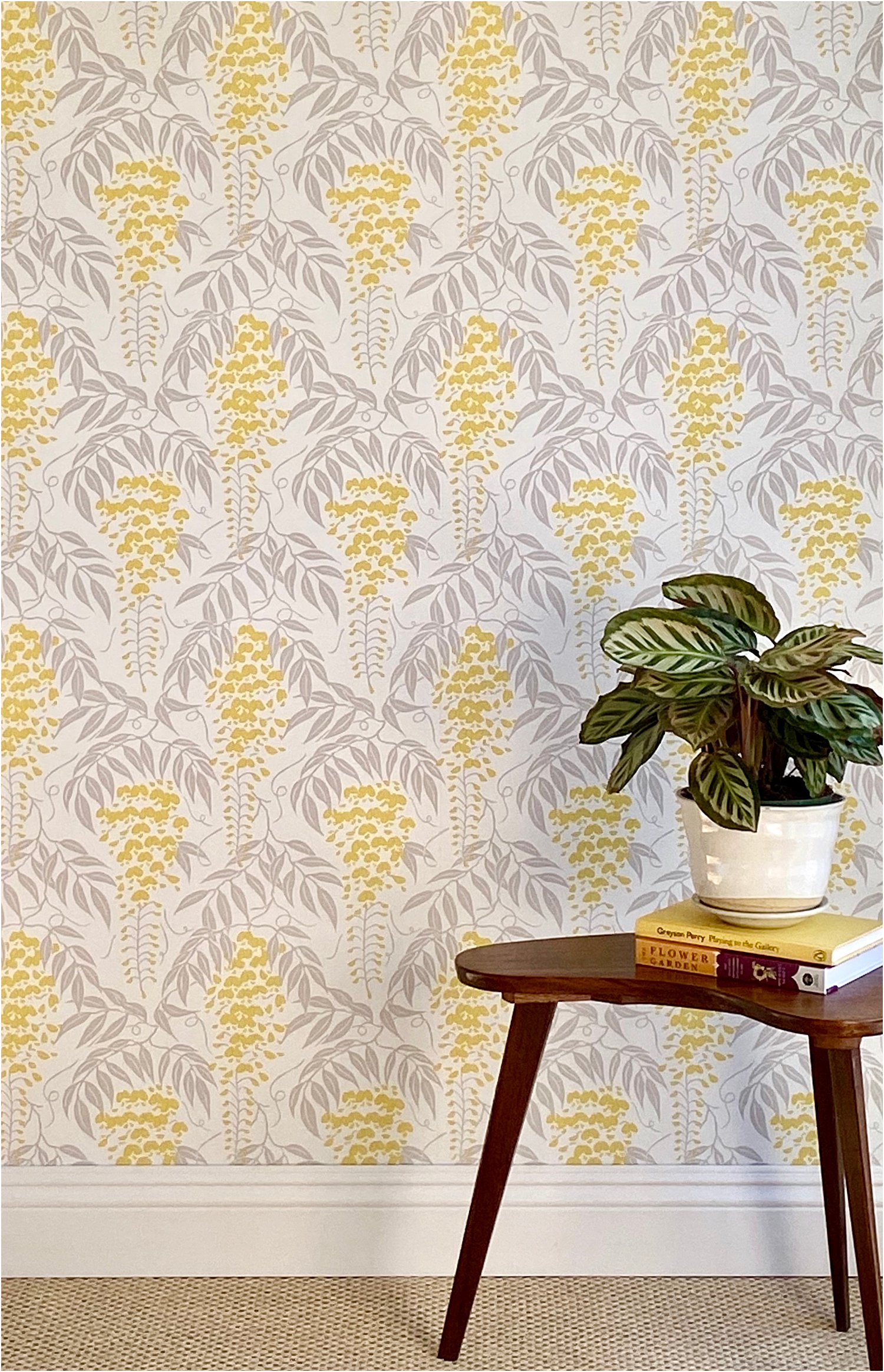 wallpaper-hanging-tips-British-designer-Fiona-Howard-spring-refresh-interior-design