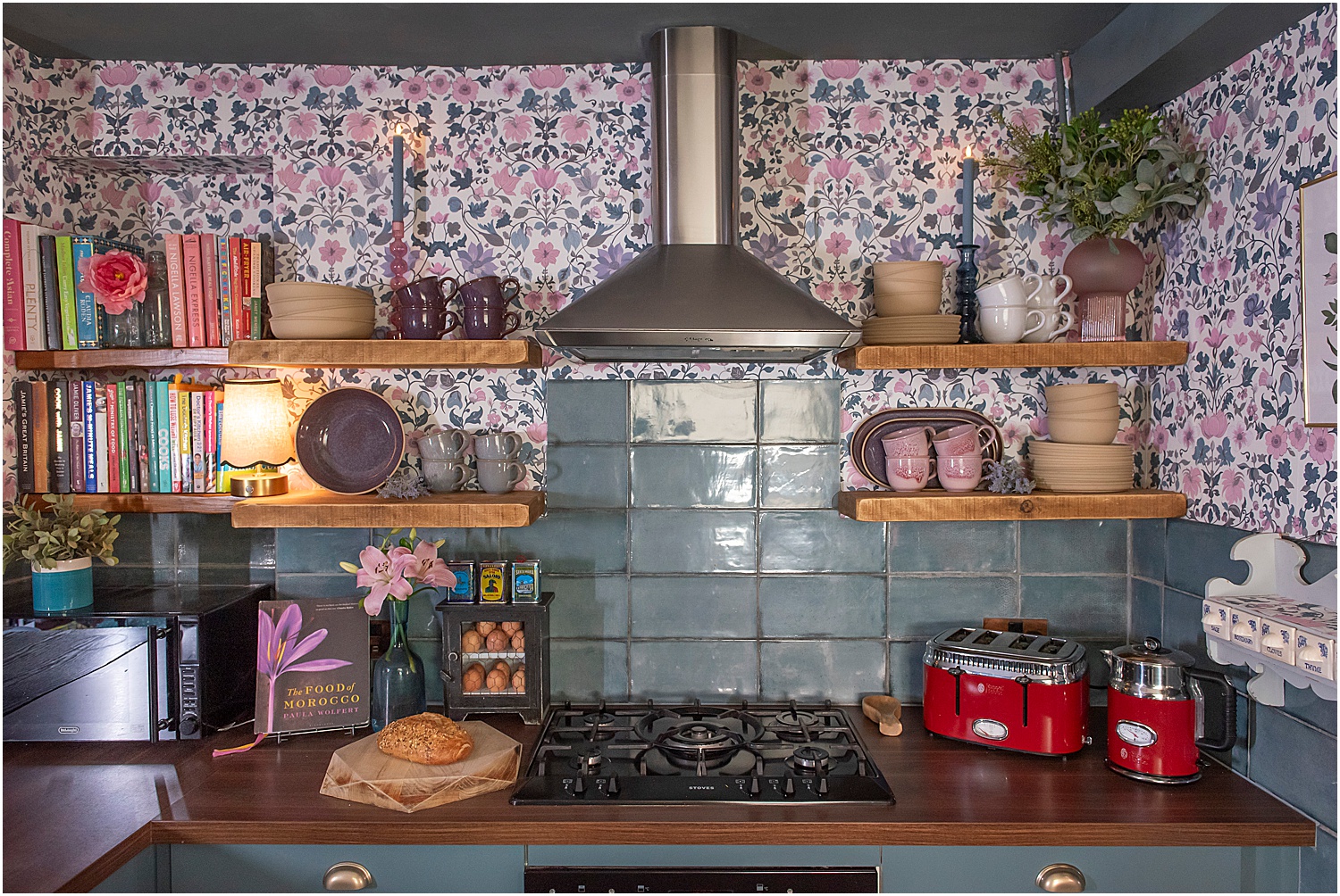3 Top Reasons for Open Kitchen Shelves